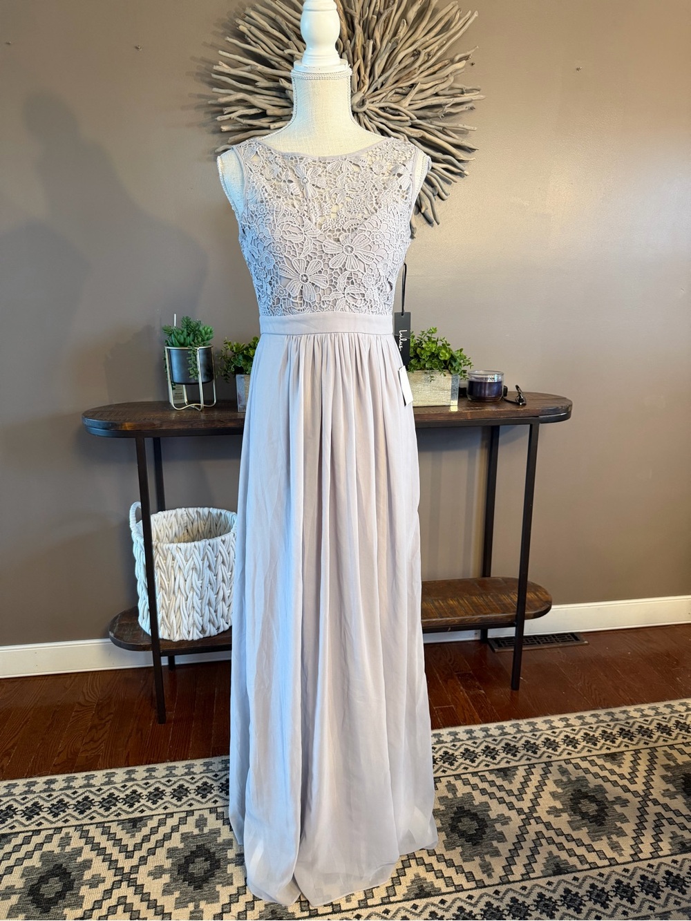 Lulus formal dress with lace top in gray maxi style.